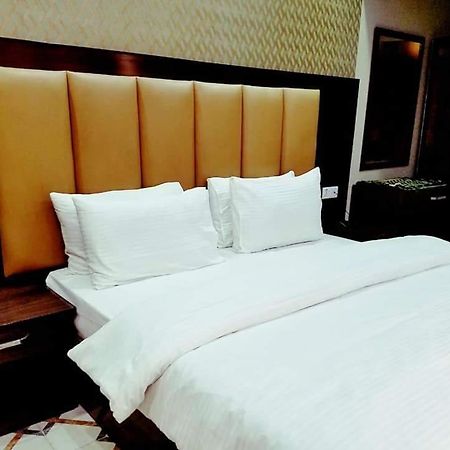 Diplomat Inn Karachi Extérieur photo