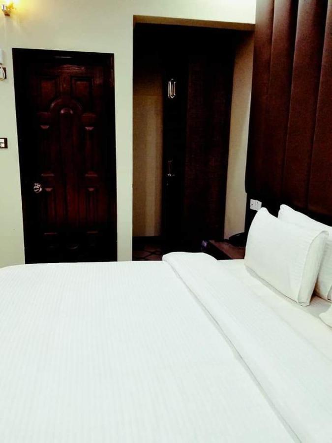 Diplomat Inn Karachi Extérieur photo