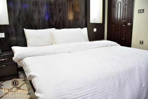 Diplomat Inn Karachi Extérieur photo